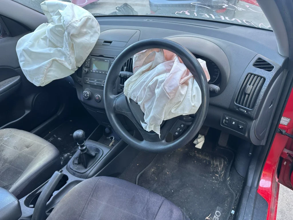 Hyundai I30 2011 Red Manual Petrol