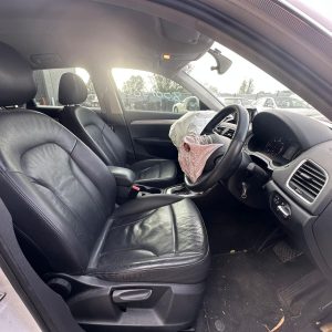 AUDI Q3 8U 03/2012-12/2018 RIGHT FRONT SEAT LEATHER BLACK