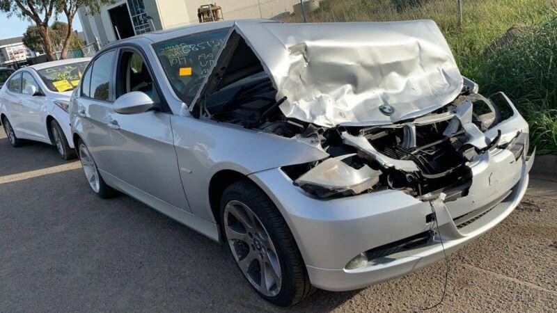 BMW 3 SERIES 2005-2008 LEFT TAILLIGHT E90, SEDAN, NON LED TYPE, 03/05-10/08 - Image 4