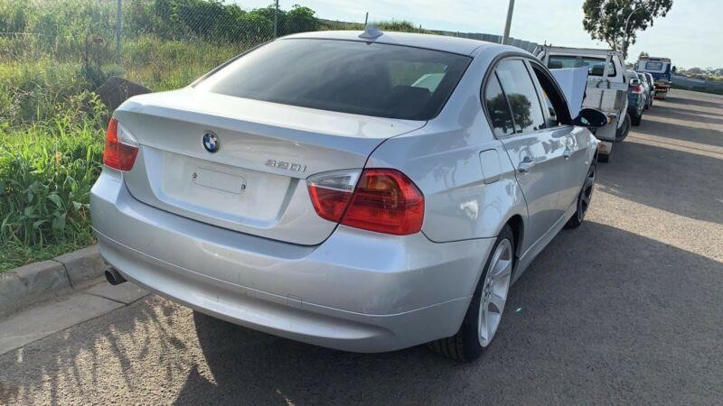 BMW 3 SERIES 2005-2008 LEFT TAILLIGHT E90, SEDAN, NON LED TYPE, 03/05-10/08 - Image 5