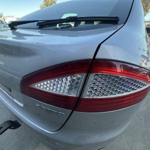 FORD MONDEO MA-MB 10/2007-10/2010 RIGHT SIDE REAR GARNISH TAILGATE LAMP HATCH