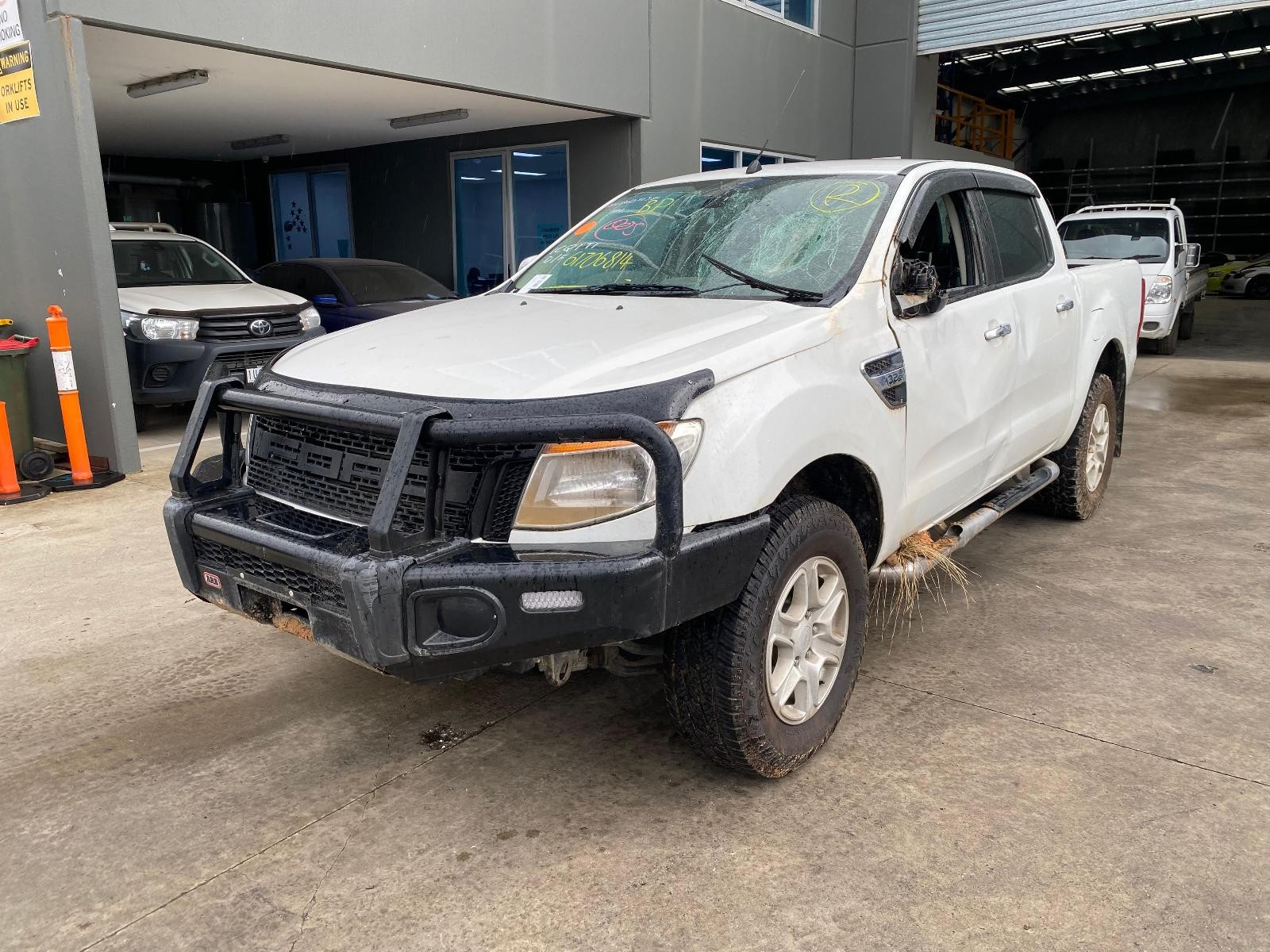 FORD RANGER PX 06/2011-04/2022 RIGHT REAR DOOR WINDOW DUAL CAB - Image 3
