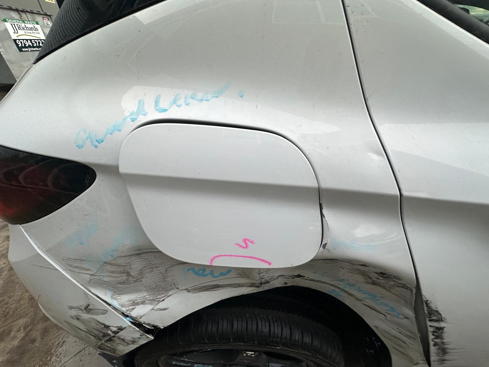 HOLDEN ASTRA BK 09/2016-12/2020 FUEL FLAP HATCHBACK