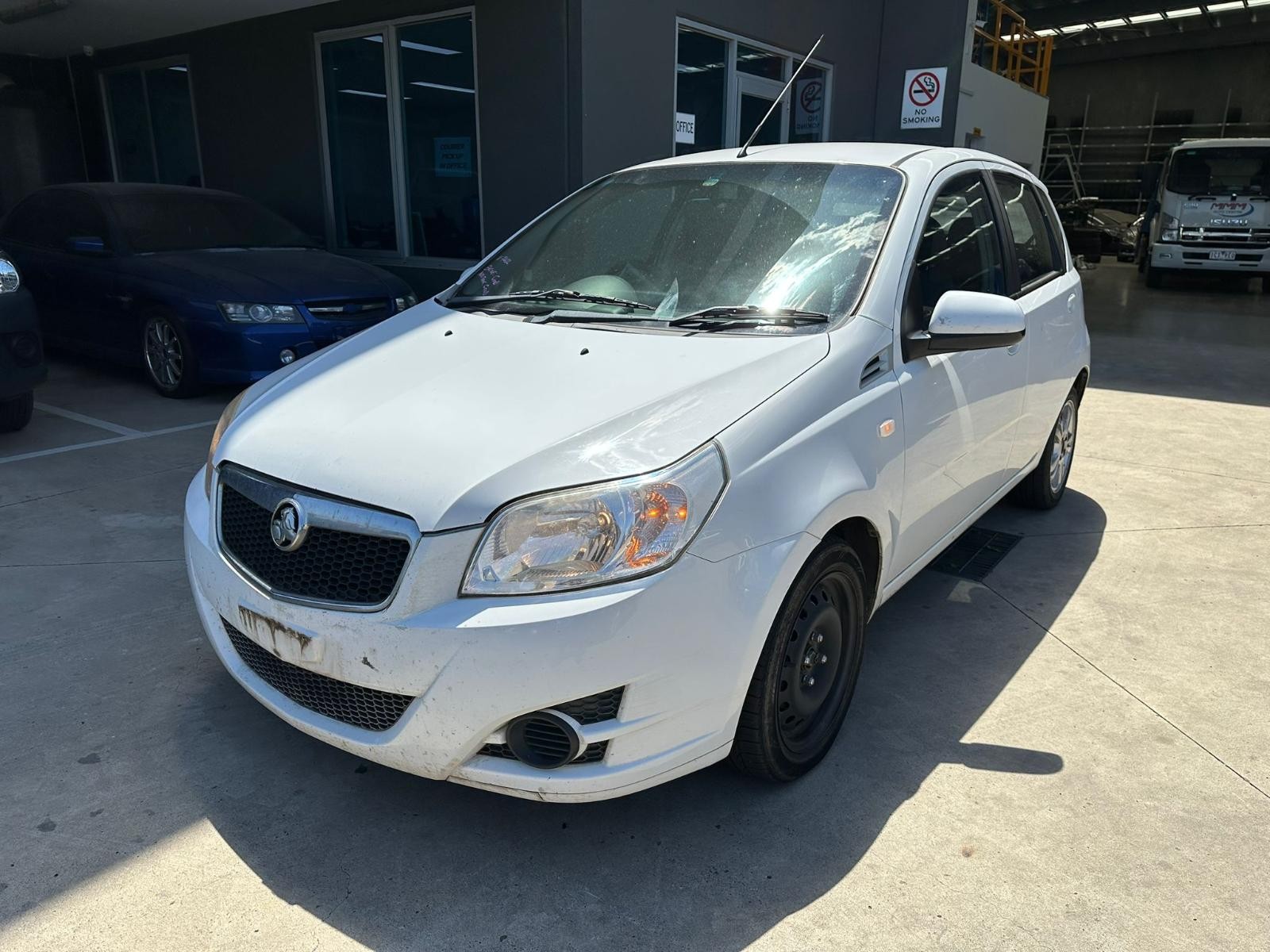 HOLDEN BARINA TK 07/2008-12/2012 RIGHT REAR DOOR WINDOW HATCHBACK - Image 4