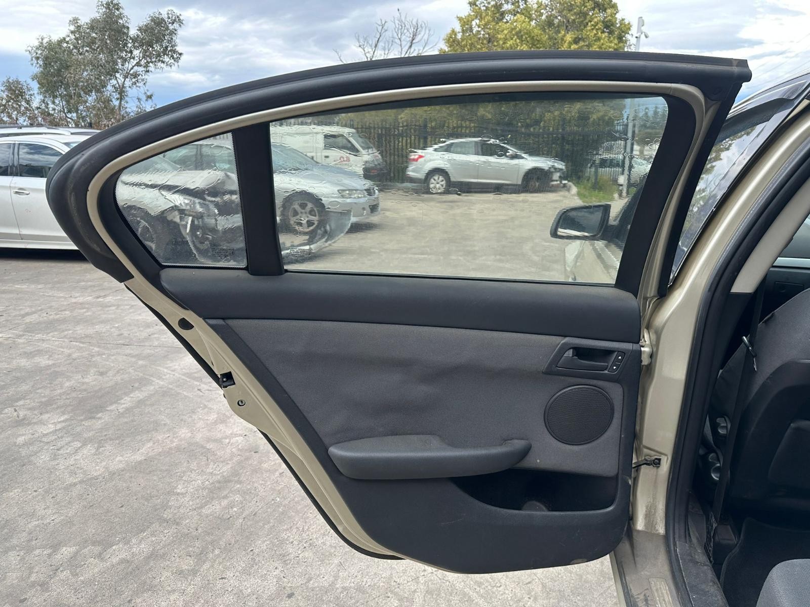 HOLDEN COMMODORE VE 08/2006-05/2013 LEFT REAR POWER WINDOW SWITCH