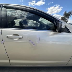 HOLDEN COMMODORE VE 08/2006-05/2013 RIGHT FRONT OUTER DOOR HANDLE