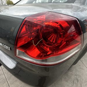 HOLDEN COMMODORE VE 08/2006-05/2013 RIGHT TAILLIGHT SEDAN P/N 92155446