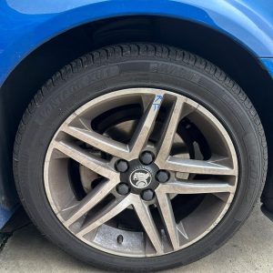 HOLDEN COMMODORE VE 09/2010-05/2013 RIGHT FRONT WHEEL ALLOY FACTORY 18X8.0IN SV6