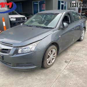 HOLDEN CRUZE 03/2009-12/2014 SEDAN LEFT GUARD JG-JH, W/ INDICATOR,NON SKIRT TYPE