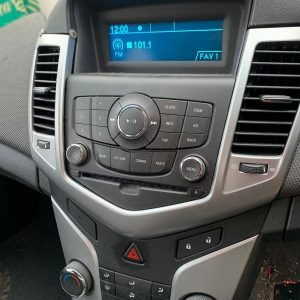 HOLDEN CRUZE 03/2011-01/2017 STEREO/HEAD UNIT, DASH RADIO CONTROL PANEL, JH