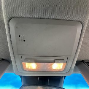 HOLDEN CRUZE JH 03/2011-01/2017 FRONT COURTESY LIGHT SEDAN