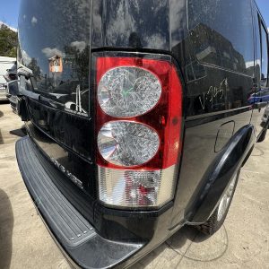 LAND ROVER DISCOVERY L319 10/2009-02/2014 RIGHT TAILLIGHT RED REFLECTOR LR014002