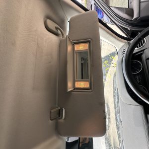 LAND ROVER DISCOVERY L319 10/2009-12/2016 RIGHT SIDE SUN VISOR