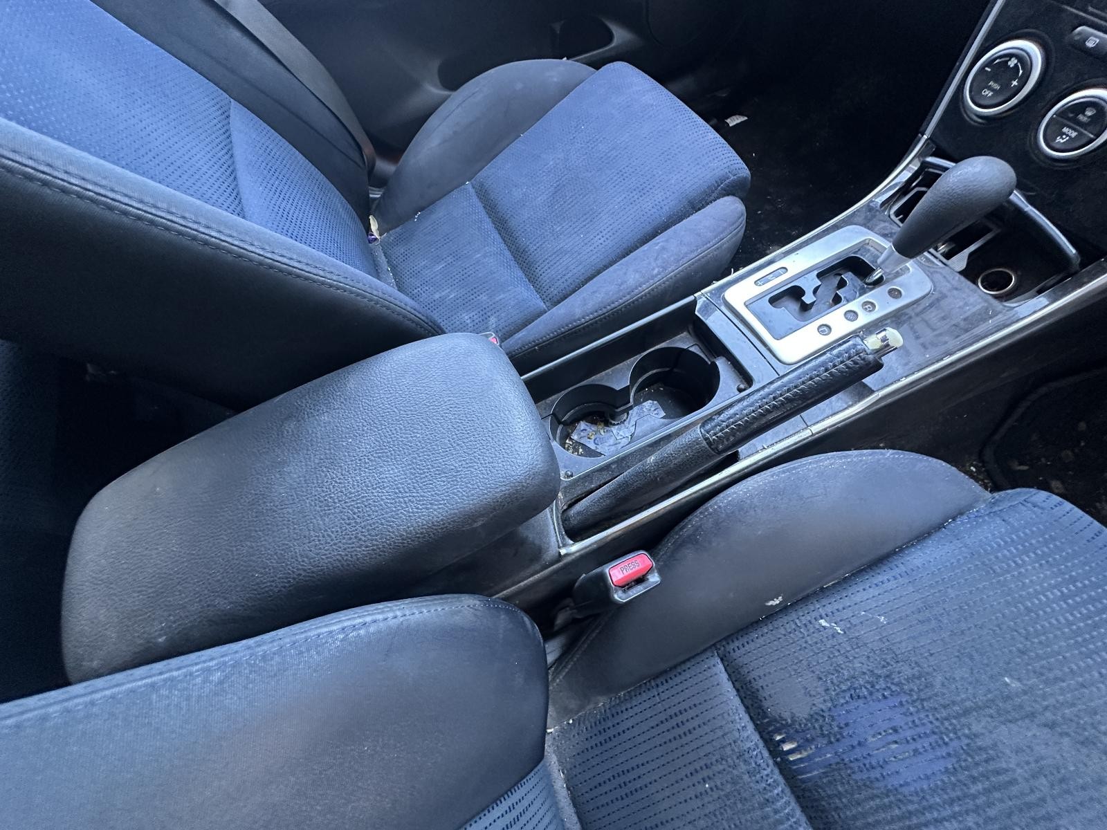 MAZDA 6 GG/GY 09/2002-12/2007 CONSOLE LID