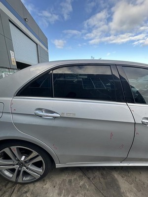 MERCEDES E CLASS W212 06/2013-05/2016 RIGHT REAR DOOR WINDOW SEDAN