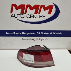 MITSUBISHI GALANT LEFT TAILLIGHT HJ 04/93-12/96 93 94 95 96
