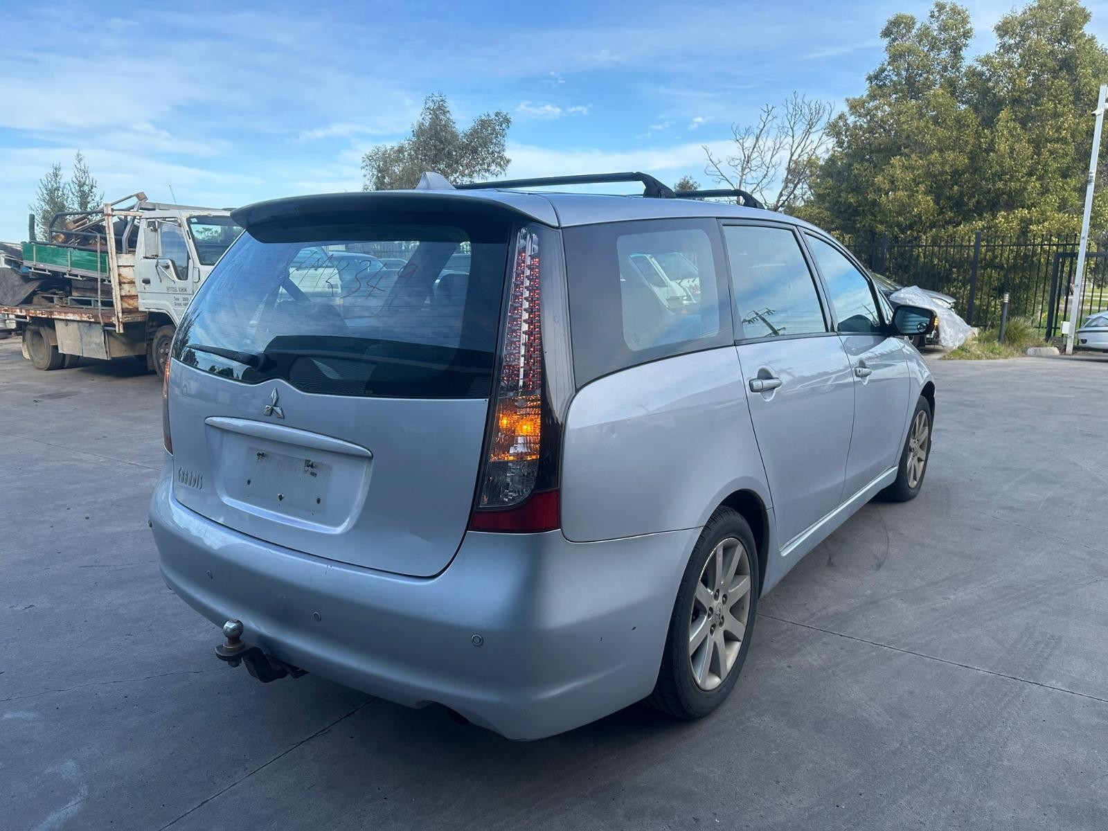 MITSUBISHI GRANDIS BA 04/2004-03/2010 LEFT REAR 2ND ROW SEAT BELT ONLY - Image 6