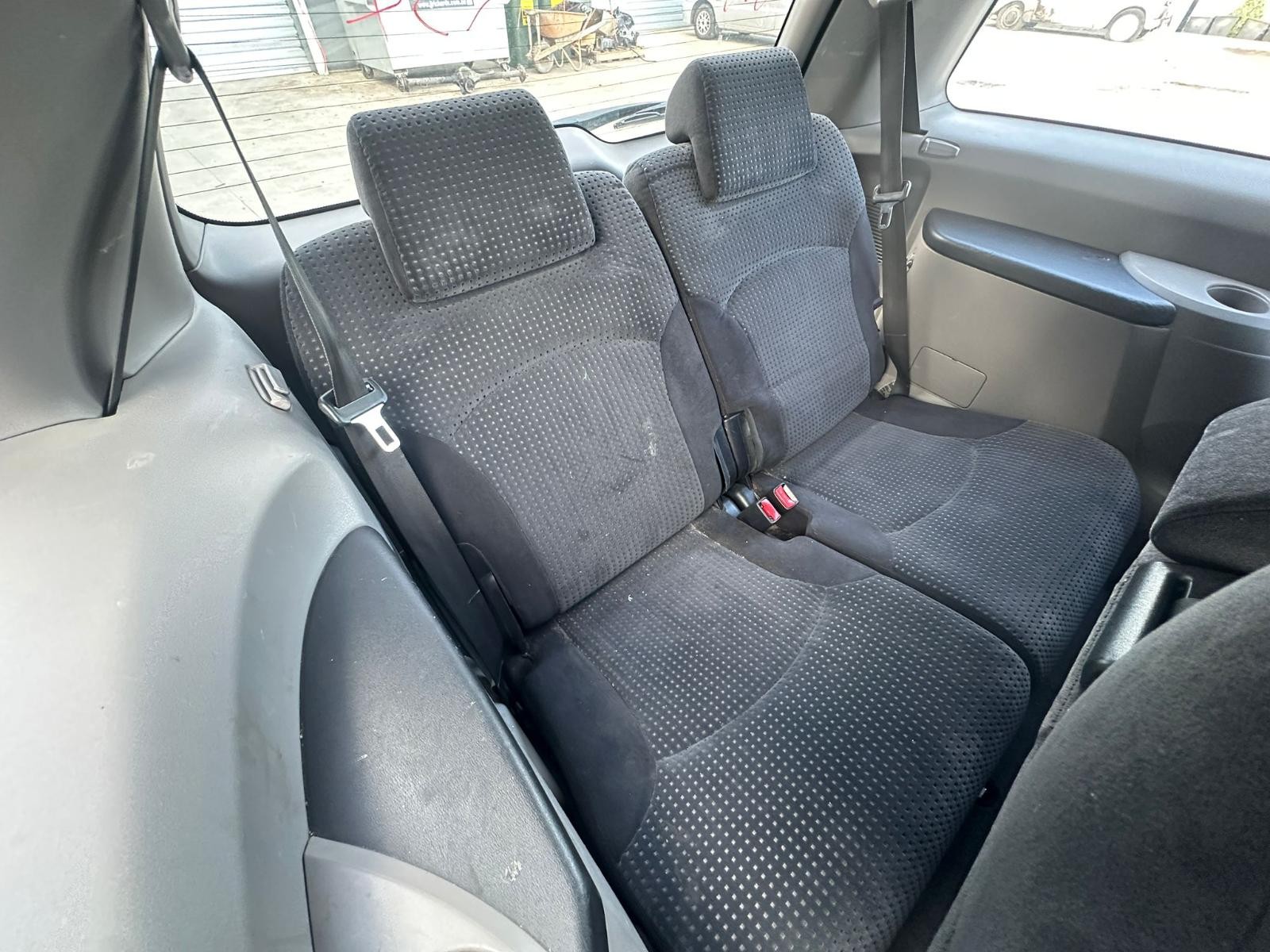 MITSUBISHI GRANDIS BA 04/2004-03/2010 LEFT REAR 2ND ROW SEAT BELT ONLY - Image 9