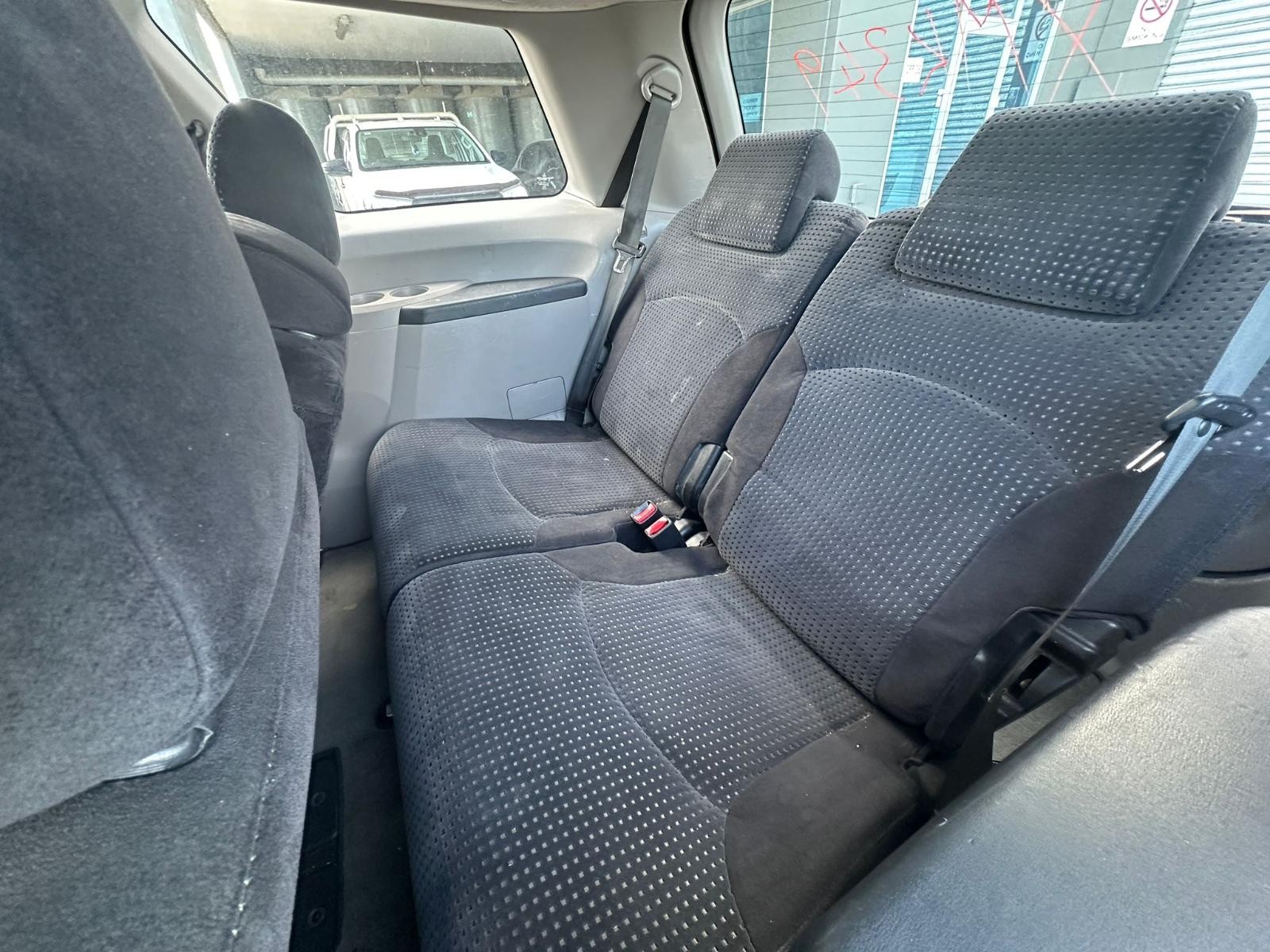 MITSUBISHI GRANDIS BA 04/2004-03/2010 LEFT REAR 2ND ROW SEAT BELT ONLY - Image 10