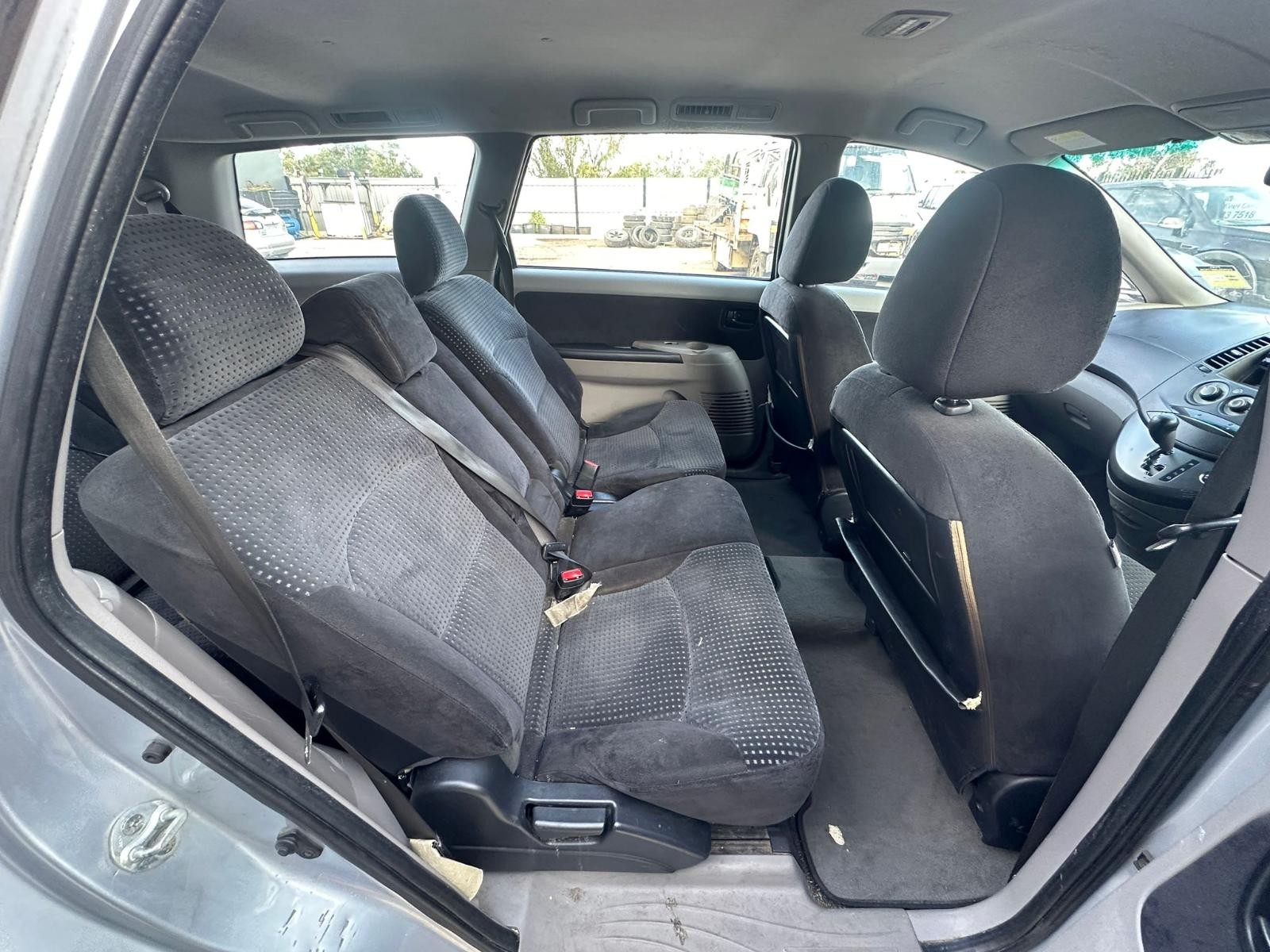 MITSUBISHI GRANDIS BA 04/2004-03/2010 LEFT REAR 2ND ROW SEAT BELT ONLY