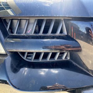 MITSUBISHI OUTLANDER ZE-ZF 12/2002-10/2006 RIGHT SIDE RADIATOR GRILLE BLACK