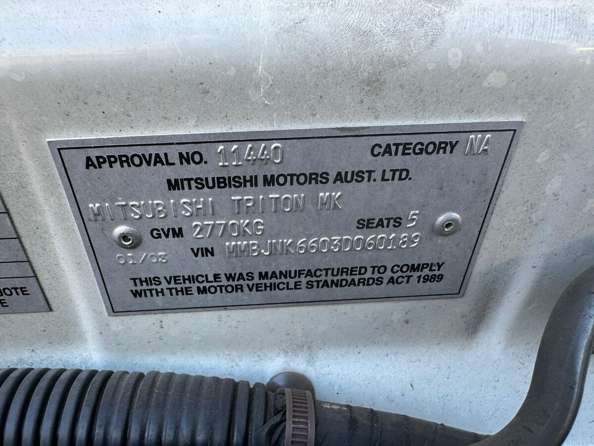 MITSUBISHI TRITON MK 10/1996-06/2006 BONNET PETROL/DIESEL NON TURBO - Image 12