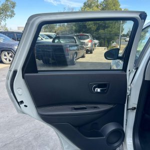 NISSAN DUALIS J10 10/2007-05/2014 LEFT REAR INNER DOOR HANDLE ST/Ti/TS
