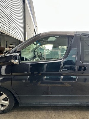 NISSAN ELGRAND E51 05/2002-12/2010 LEFT FRONT DOOR SHELL NON HIGHWAY STAR TYPE