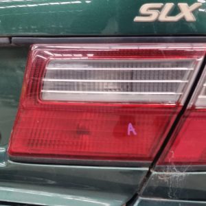 NISSAN PULSAR 01/1998-06/2000 REAR GARNISH BOOTLID LAMP RIGHT HAND SIDE, N15