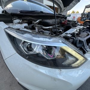 NISSAN QASHQAI J11 12/2013-06/2017 RIGHT HEADLAMP LED TYPE Ti/TL P/N 260104EA0B