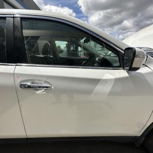NISSAN XTRAIL T32 02/2014-07/2022 RIGHT FRONT DOOR WINDOW