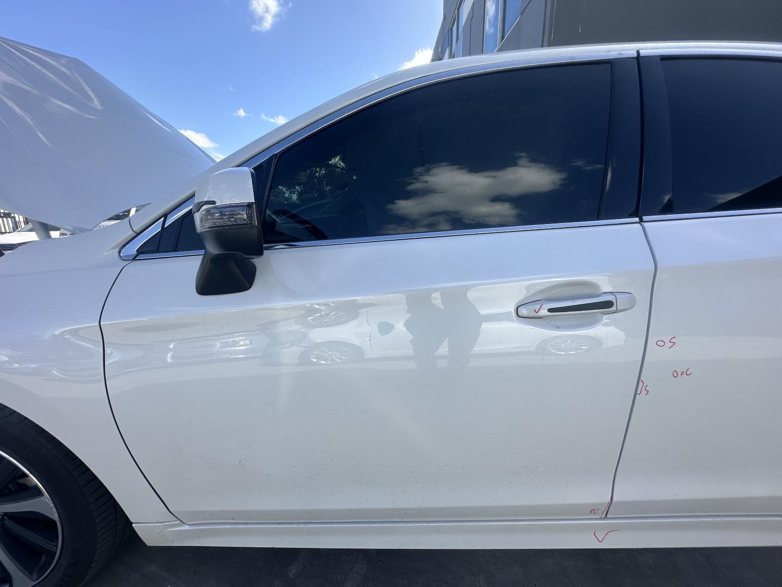 SUBARU LIBERTY 6TH GEN 08/2014-04/2021 LEFT FRONT OUTER DOOR HANDLE WHITE