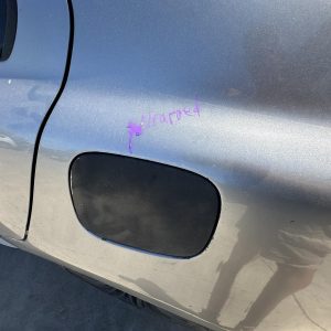 SUZUKI KIZASHI FR 12/2009-01/2017 FUEL DOOR