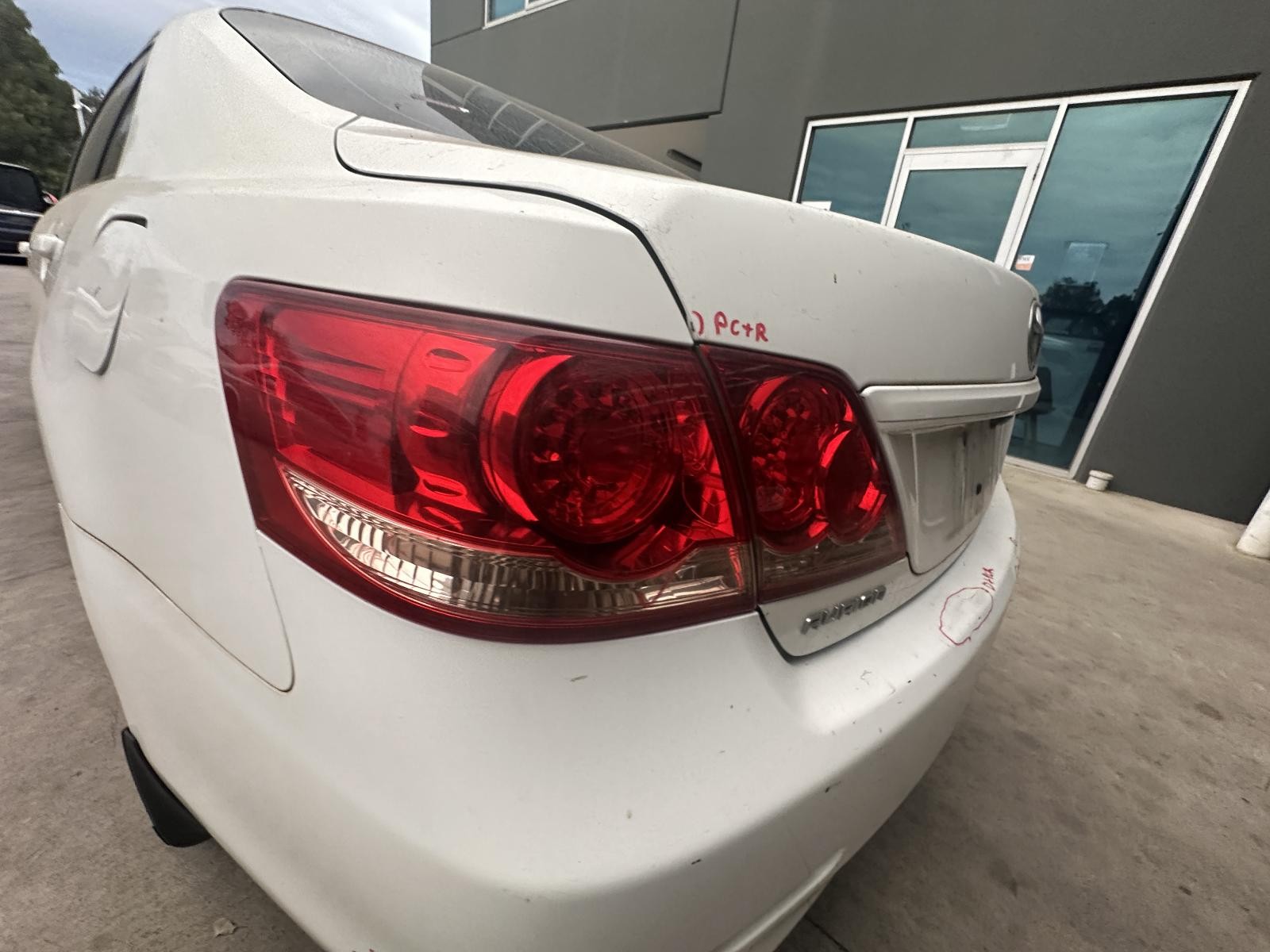 TOYOTA AURION GSV40R 10/2006-08/2009 LEFT SIDE REAR GARNISH BOOTLID LAMP
