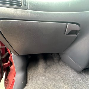 TOYOTA SPACIA SR40 02/1998-12/2001 GLOVE BOX