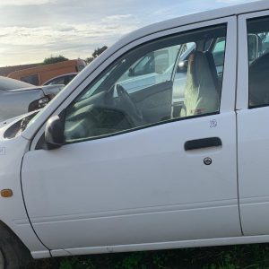 TOYOTA STARLET 03/1996-09/1999 HATCH LEFT FRONT DOOR WINDOW EP91 MANUAL