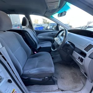 TOYOTA TARAGO 03/2006-03/2012 RIGHT FRONT SEAT BELT STALK ONLY GREY