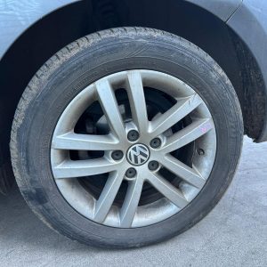 VOLKSWAGEN GOLF GEN 6 10/2008-03/2013 RIGHT FRONT WHEEL ALLOY FACTORY 16X6.5IN