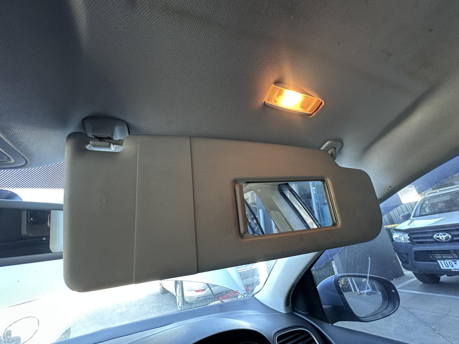 VOLKSWAGEN GOLF GEN 6 10/2008-03/2013 RIGHT SIDE SUN VISOR BEIGE HATCHBACK