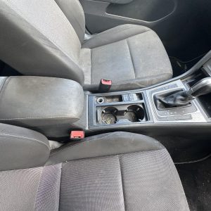 VOLKSWAGEN GOLF GEN 7 11/2012-08/2020 CONSOLE LID