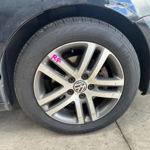 VOLKSWAGEN JETTA 1KM 02/2006-07/2011 RIGHT FRONT WHEEL ALLOY FACTORY 16X6.5IN