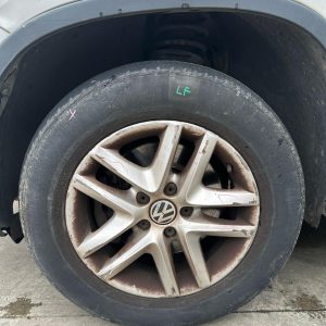 VOLKSWAGEN TIGUAN 5N 05/2008-06/2011 LEFT FRONT WHEEL ALLOY FACTORY 16X6.5IN