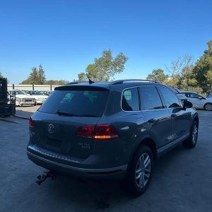 VOLKSWAGEN TOUAREG 7P 12/2010-04/2018 RIGHT REAR WHEEL ARCH FLARE