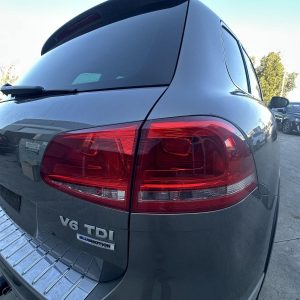 VOLKSWAGEN TOUAREG 7P 12/2010-04/2018 RIGHT SIDE REAR GARNISH TAILGATE LAMP