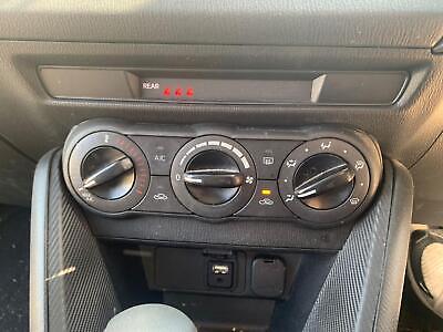 MAZDA 2 DJ 09/2014-10/2019 FRONT SEAT RIGHT HATCH CLOTH BLACK/BLUE NEO - Image 12