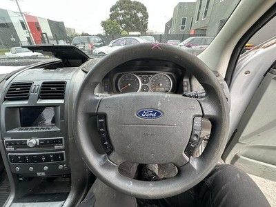 FORD TERRITORY SX-SY MKII 05/04-04/11 WASHER BOTTLE STANDARD SINGLE MOTOR TYPE - Image 12