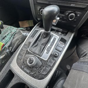 AUDI A4 B8 8K 02/2008-06/2012 GEAR SHIFTER 2.0L DIESEL TURBO 6 SPEED