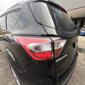FORD ESCAPE ZG 09/2016-05/2020 LEFT SIDE REAR GARNISH TAILGATE LAMP NON LED TYPE
