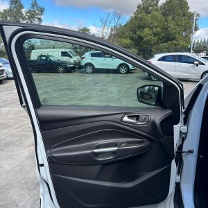 FORD KUGA TF 11/2012-09/2016 LEFT FRONT DOOR TRIM LEATHER