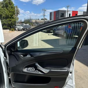 FORD MONDEO MB-MC 04/2010-12/2014 RIGHT FRONT DOOR TRIM LEATHER